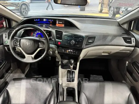 CIVIC - 1.8 LXS 16V 4P AUTOMÁTICO