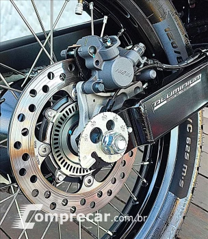 XRE 300 SAHARA
