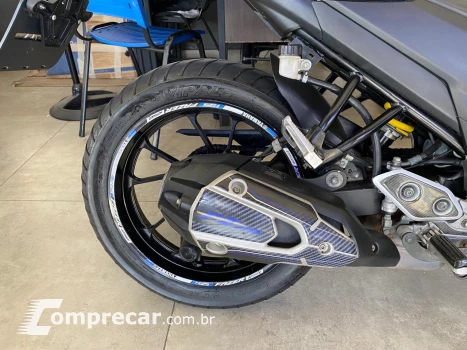 FZ 25 FAZER 250