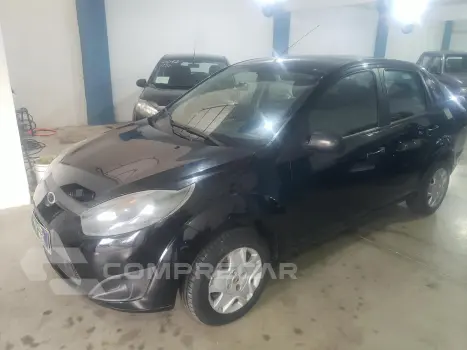 FORD fiesta zetec 1.6 4 portas