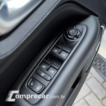 RAMPAGE LARAMIE 2.0 TB CD 4X4 Aut.