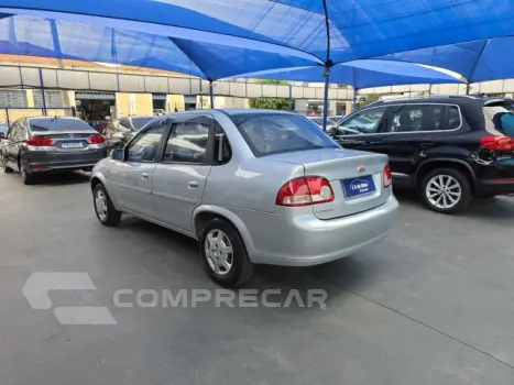 CLASSIC - 1.0 MPFI LS 8V 4P MANUAL