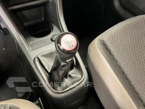 UP! CROSS 1.0 TSI TOTAL FLEX MEC. 4P