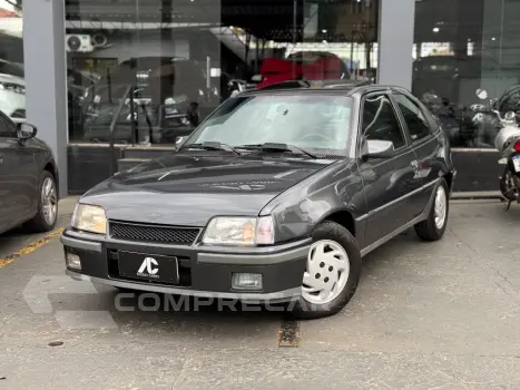 CHEVROLET Kadett GSi / GS 2.0 2 portas