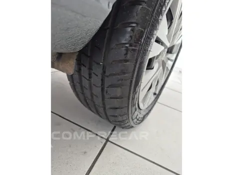 VOYAGE 1.0 12V MPI TOTALFLEX 4P MANUAL