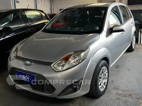 FORD FIESTA 1.6 Rocam SE 8V 4 portas