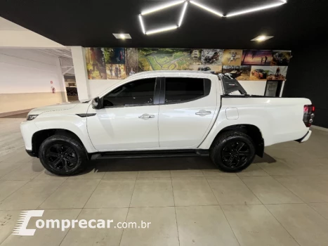 L200 TRITON 2.4 16V Turbo Sport Hpe-s CD 4X4