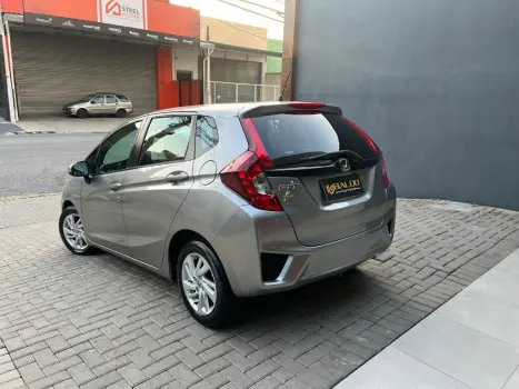 Fit LX 1.5 Flexone 16V 5p Mec.