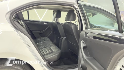 JETTA 2.0 TSI Highline 200cv
