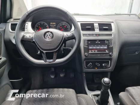 Volkswagen Fox Comfortline 1.6 Flex 8V 5p 4 portas