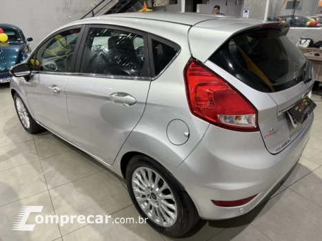 FIESTA HATCH - 1.6 TITANIUM HATCH 16V 4P AUTOMÁTICO