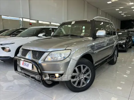 Mitsubishi PAJERO TR4 2.0 4X2 16V 140CV FLEX 4P AUTOMÁTICO 4 portas