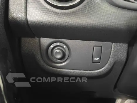 SANDERO 1.6 16V SCE FLEX STEPWAY ICONIC X-TRONIC