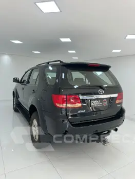 HILUX SW4 2.7 VVT-I SRV 7L 4X4