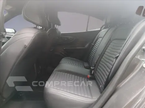 FASTBACK 1.0 TURBO 200 FLEX CVT