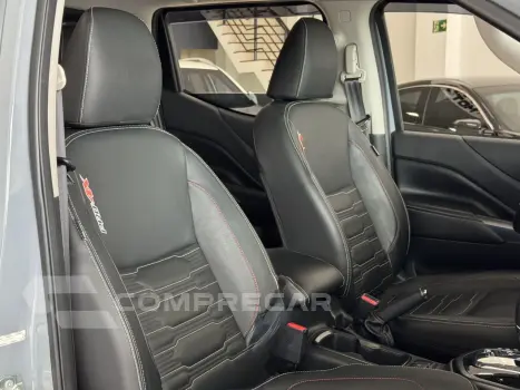 Frontier 2.3 16V PRO4X CABINE DUPLA 4X4 BI-TURBO DIESEL AUTO