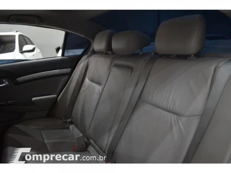 CIVIC - 1.8 EXS 16V 4P AUTOMÁTICO