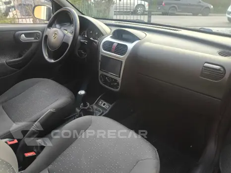 CORSA 1.4 MPFI Maxx Sedan 8V