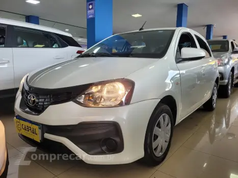 Toyota ETIOS X 1.3 Flex 16V 5p Aut. 4 portas