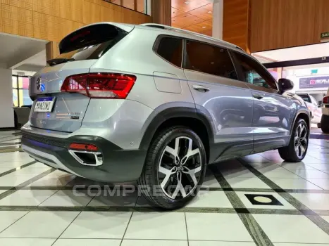 TAOS 1.4 250 TSI HIGHLINE