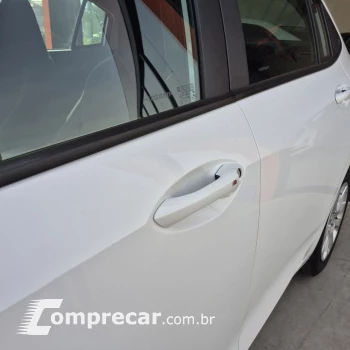 ONIX SEDAN Plus LT 1.0 12V Flex 4p Mec.