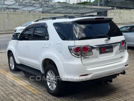 HILUX SW4 - 3.0 SRV 4X4 7 LUGARES 16V TURBO INTERCOOLER 4P A