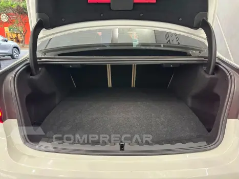 330i M Sport 2.0 TB 16V 4p