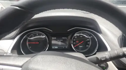 ONIX 1.0 Turbo Plus Premier