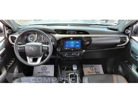 HILUX 2.8 D-4D TURBO DIESEL CD SRX 4X4 AUTOMÁTICO