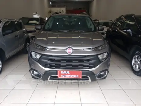 TORO 2.0 16V Turbo Freedom 4WD