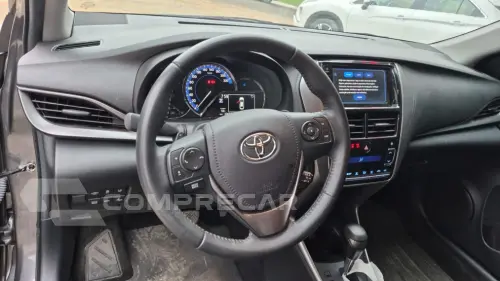 YARIS 1.5 16V Sedan XS Connect