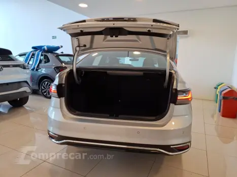 Virtus 1.0 4P 200 TSI FLEX HIGHLINE AUTOMÁTICO