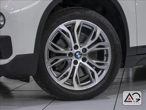 X1 2.0 16V Turbo Activeflex Sdrive20i