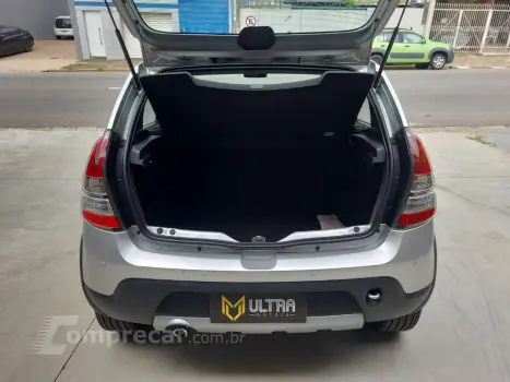 SANDERO STEPWAY Hi-Power 1.6 8V 5p