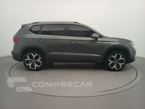 TAOS 1.4 250 TSI TOTAL FLEX HIGHLINE AUTOMÁTICO