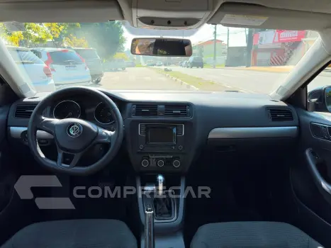 JETTA 1.4 16V TSI TRENDLINE GASOLINA 4P TIPTRONIC