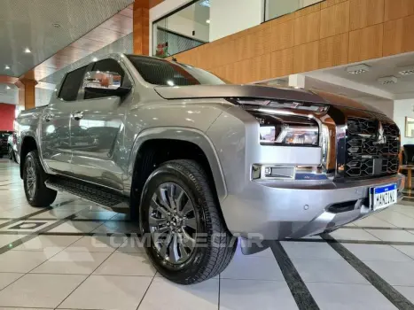 TRITON HPE-S 2.4 CD 4x4 TB DIESEL AUT.