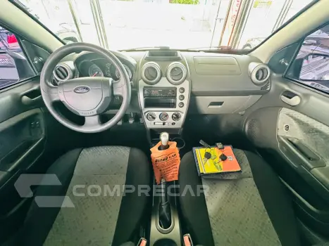 FIESTA 1.6 MPI Class Hatch 8V