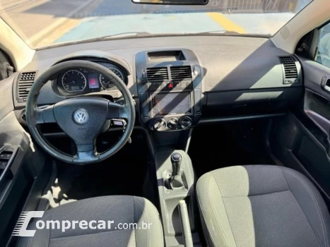 POLO SEDAN 1.6 MI COMFORTLINE 8V FLEX 4P MANUAL