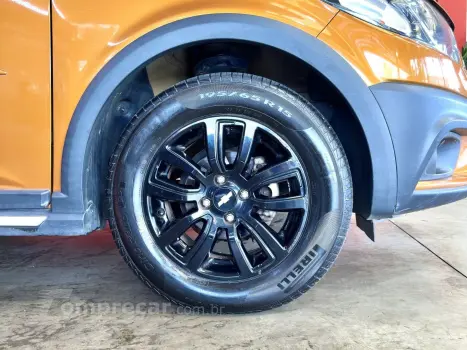 ONIX 1.4 MPFI ACTIV 8V FLEX 4P AUTOMÁTICO