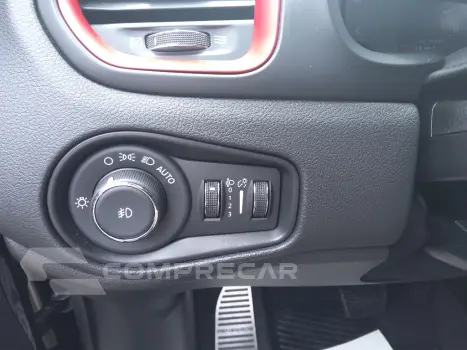 RENEGADE 1.3 T270 TURBO FLEX TRAILHAWK 4X4 AT9