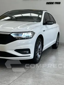 Volkswagen Jetta 1.4 4P 250 TSI R-LINE AUTOMÁTICO 4 portas