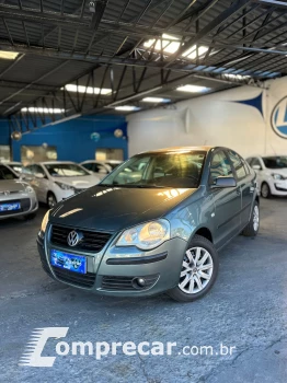 POLO SEDAN 1.6 MI 8V
