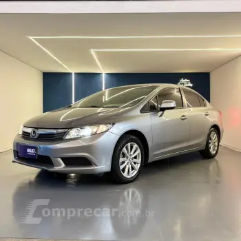 Honda Civic Sedan LXS 1.8/1.8 Flex 16V Aut. 4p 4 portas