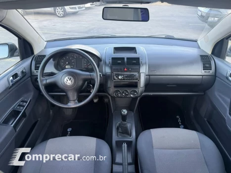 POLO SEDAN 1.6 8V