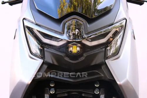 YAMAHA NMAX CONNECTED 160 ABS