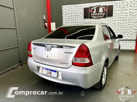ETIOS 1.5 XLS Sedan 16V