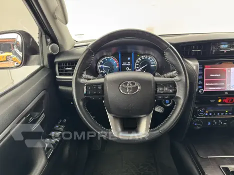 HILUX SW4 2.8 D-4d Turbo SRX 7L 4X4