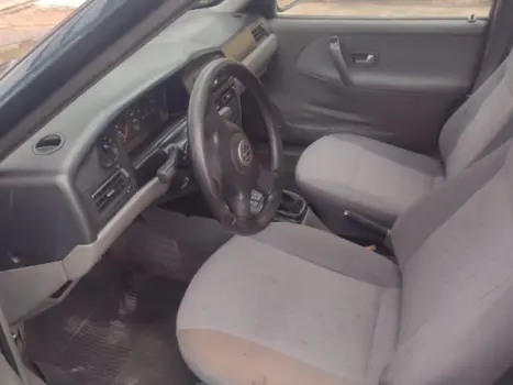 SANTANA - 2.0 MI 8V 4P MANUAL