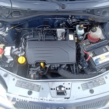 SANDERO Authentique Hi-Flex 1.0 16V 5p